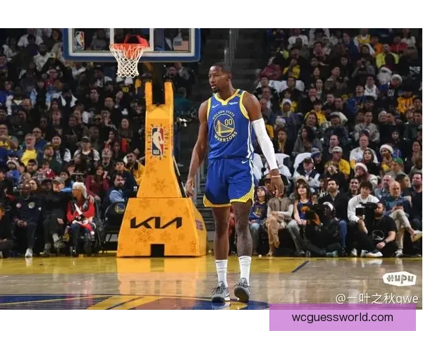 库里全场对抗训练加速复出进程勇士众将期待库明加挑起核心重任